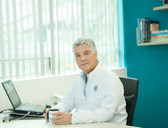 Dr. Juan Mario Escobar