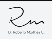 Dr. Roberto Martínez