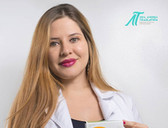 Dra. Andrea Traslaviña