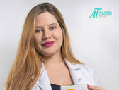 Dra. Andrea Traslaviña