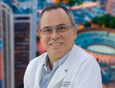 Dr. Diego Lozano R.