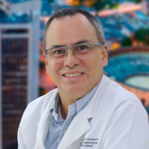 Dr. Diego Lozano R.