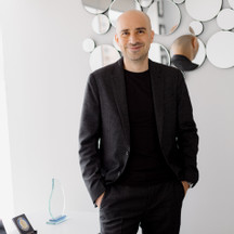 Dr. Miguel López