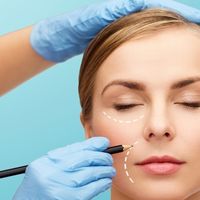 5 Cuidados indispensables después de un lifting facial