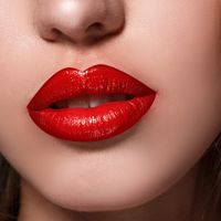 Aumentar los labios con tu propia grasa