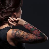 Tatuajes para ocultar estrías, cicatrices o mastectomía