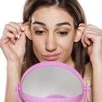 ¿Cirugía estética una solución contra el acoso escolar?