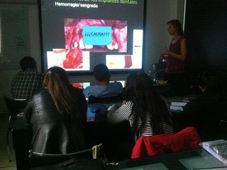 Docente diplomado implantología dental