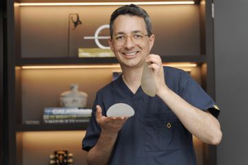 Mamoplastia de Aumento - Dr. Santiago Ruiz G