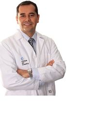 Dr. Julio César Acosta 