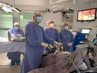 Dr. Diego Lozano