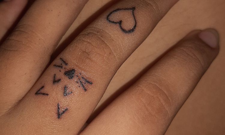 Tiempo para retirar un tatuaje - 44614